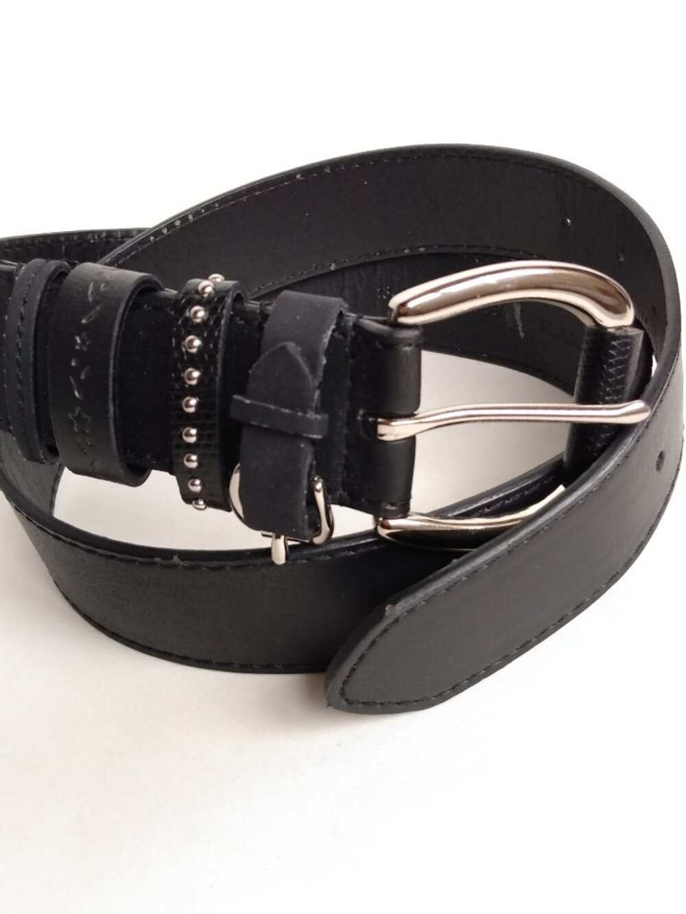 Black Faux Leather Women's Belt Silver Tone with Tiny Buckle Studs Star 39" NWOT